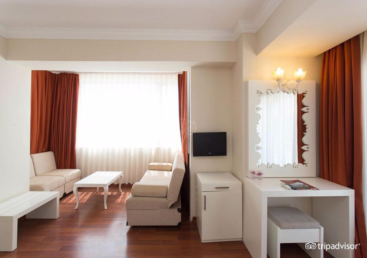 Miramor Hotel & Spa أنطاليا المظهر الخارجي الصورة A room at the hotel