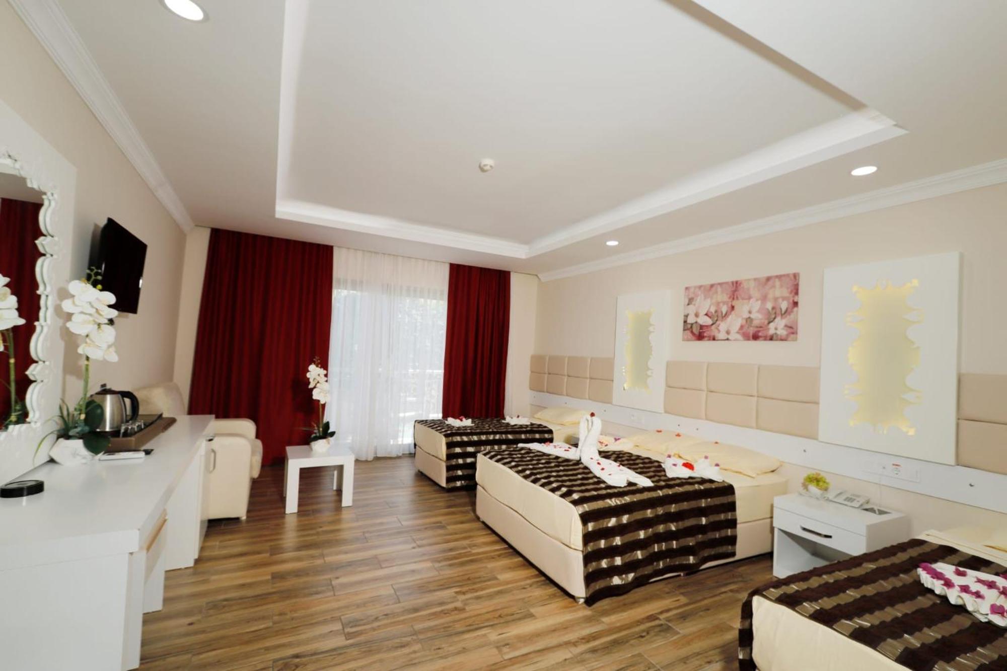 Miramor Hotel & Spa أنطاليا المظهر الخارجي الصورة Family room