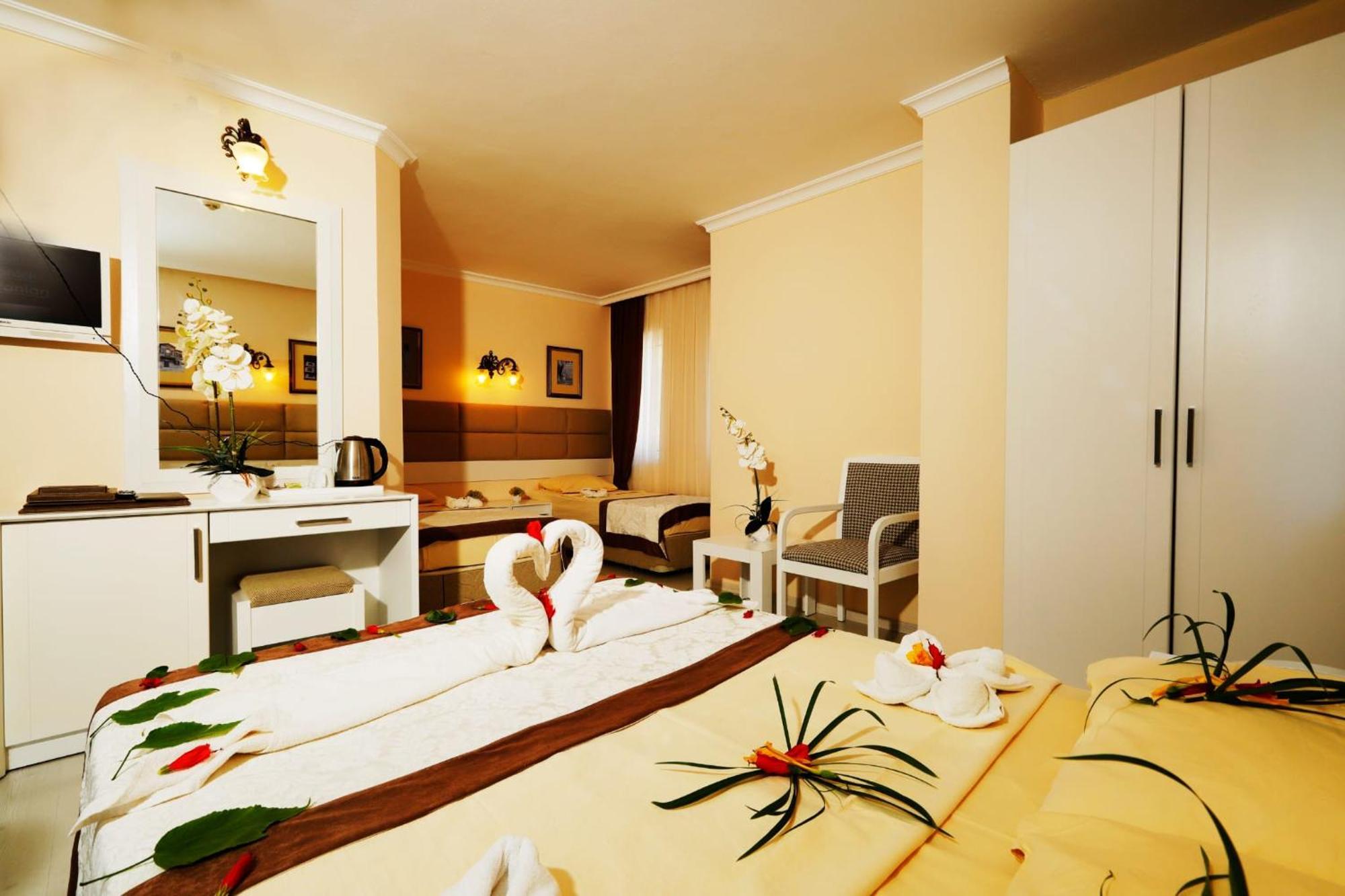 Miramor Hotel & Spa أنطاليا المظهر الخارجي الصورة A room at the hotel