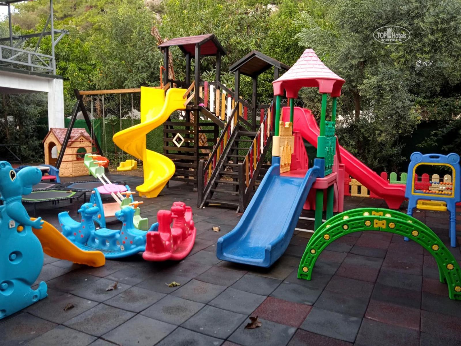 Miramor Hotel & Spa أنطاليا المظهر الخارجي الصورة Playground in a school